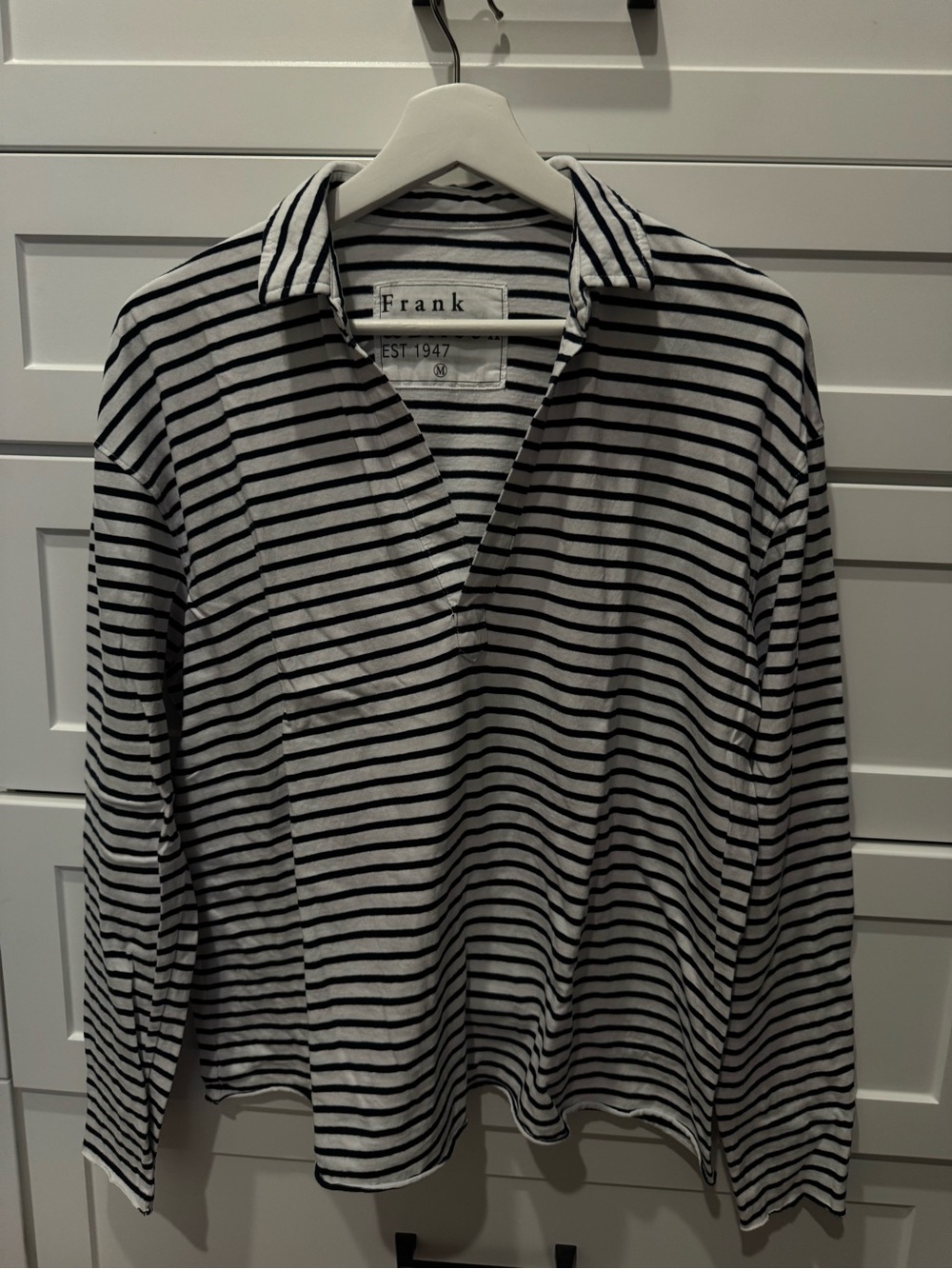 Striped Long-Sleeve Shirt - White & Black MEDIUM NEW